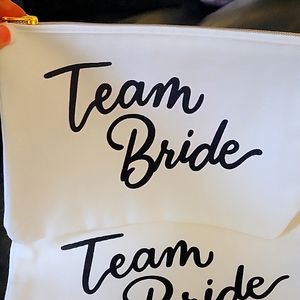 8 Team Bride makeup bags